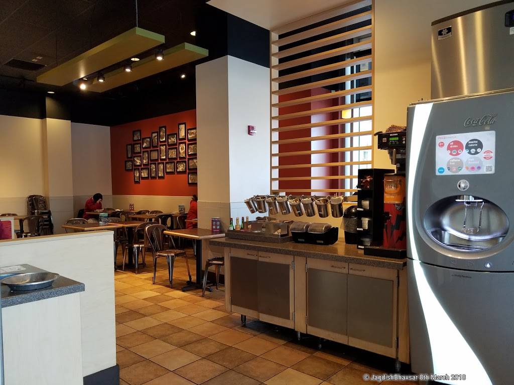 QDOBA Mexican Eats | restaurant | 55 Rockafeller Rd Unit 10, Piscataway, NJ 08854, USA | 7328392024 OR +1 732-839-2024