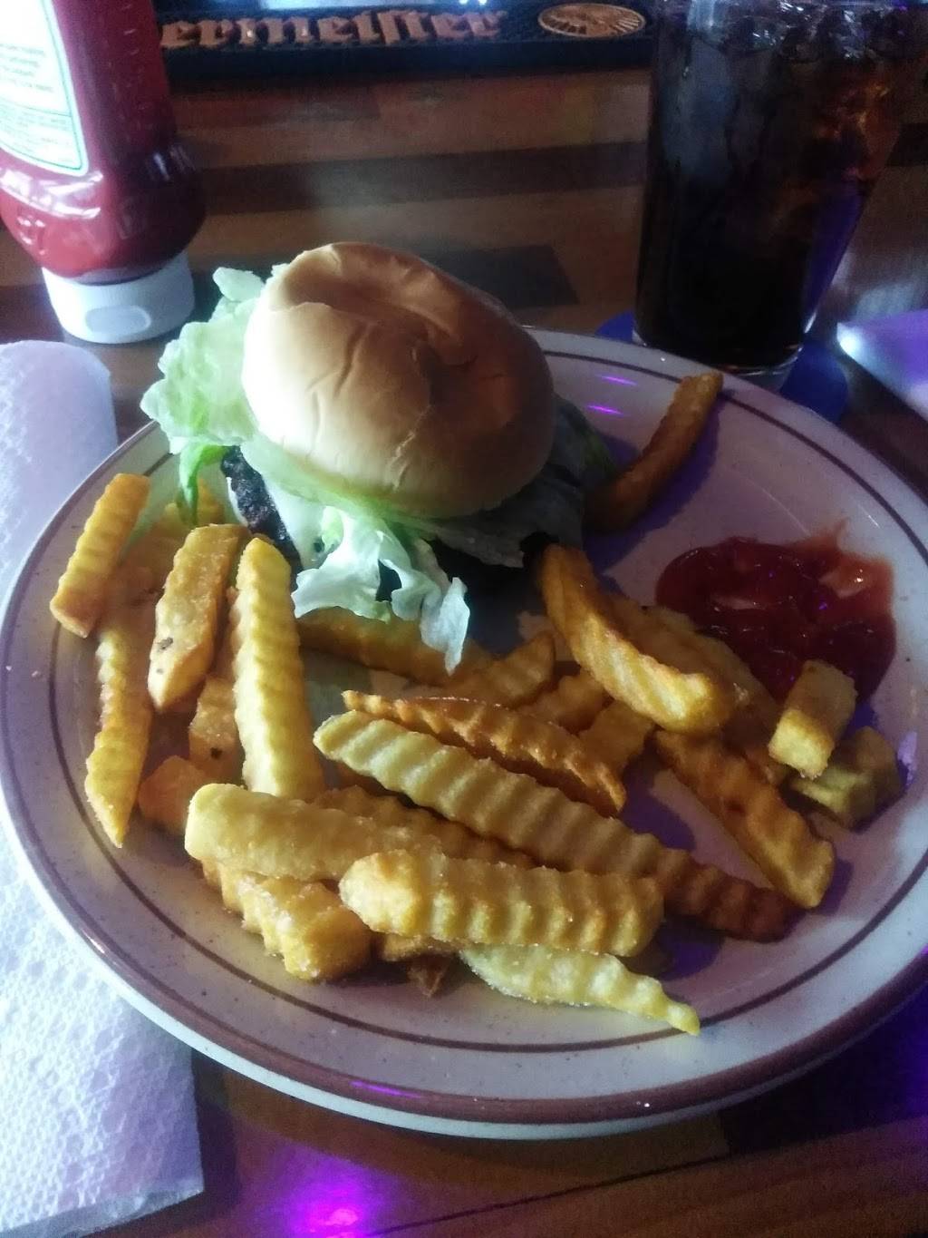 Driftwood Lounge | restaurant | 3535 Clarks River Rd, Paducah, KY 42003, USA | 2705577675 OR +1 270-557-7675