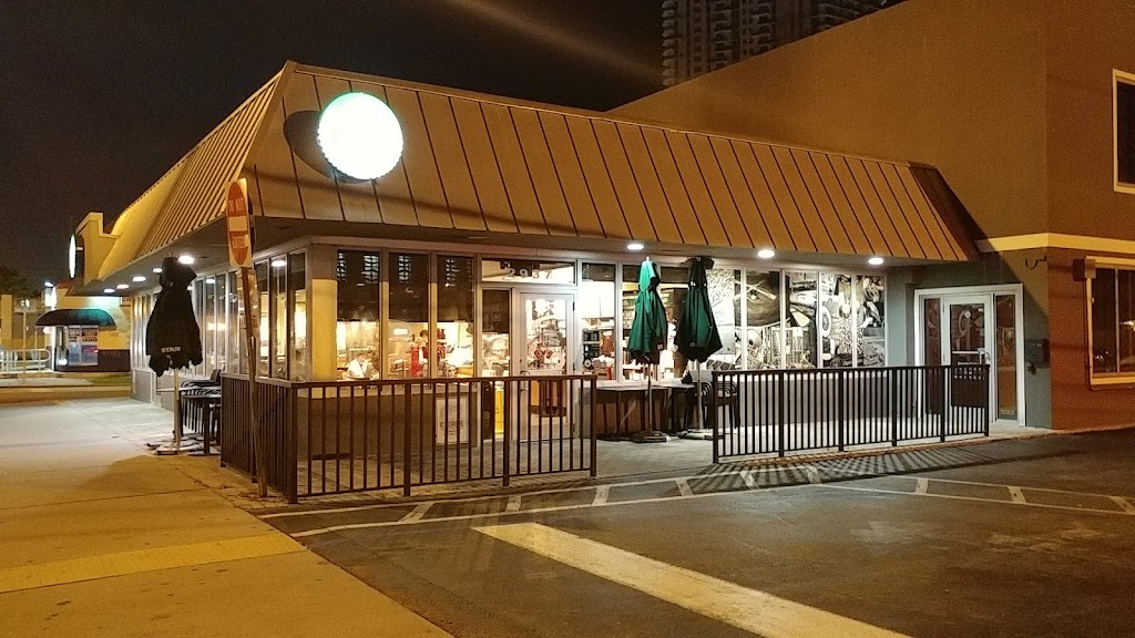 Starbucks | cafe | 2937 Biscayne Blvd, Miami, FL 33137, USA | 3055730727 OR +1 305-573-0727
