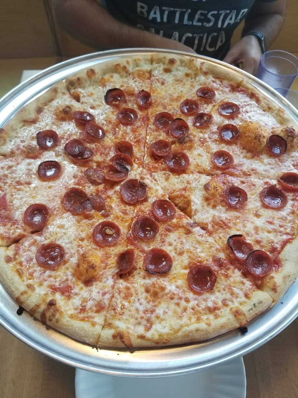 Juniors Pizza | restaurant | 77 Georgia Ave SE, Atlanta, GA 30312, USA | 4045497147 OR +1 404-549-7147