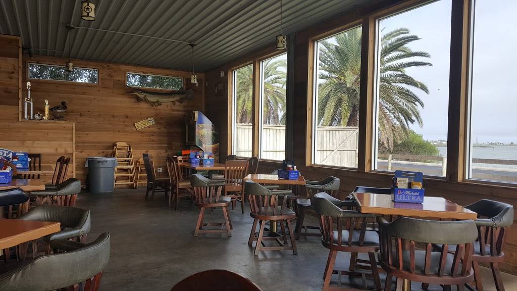 Poor Mans Country Club | restaurant | 1009 Business Hwy 35 N, Rockport, TX 78382, USA | 3617297667 OR +1 361-729-7667