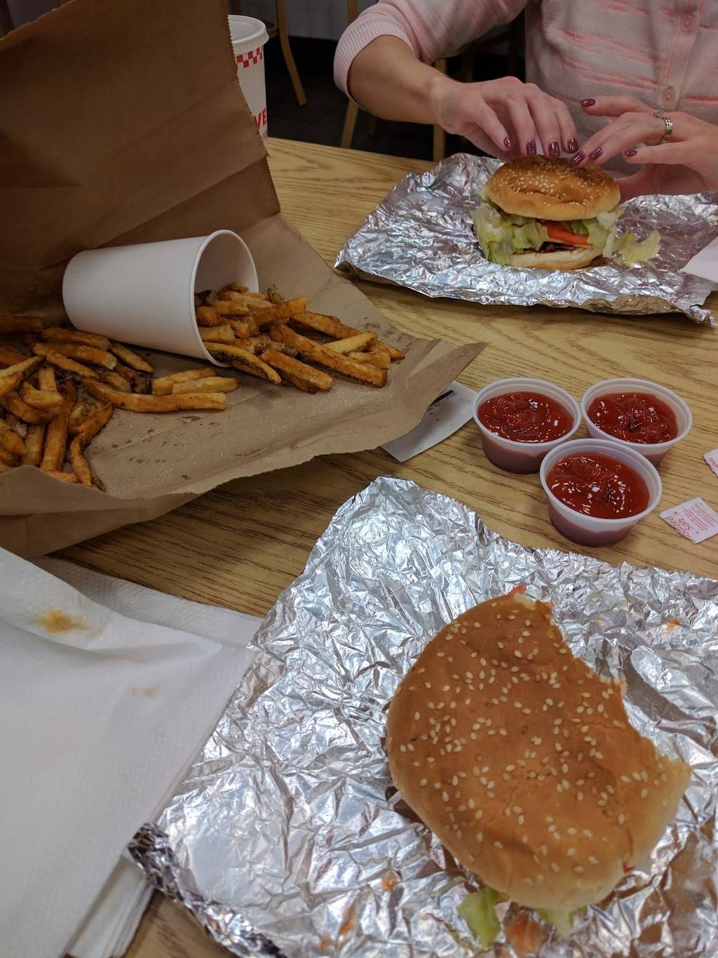 Five Guys | meal takeaway | 2212 E Franklin Blvd, Gastonia, NC 28052, USA | 9803208033 OR +1 980-320-8033