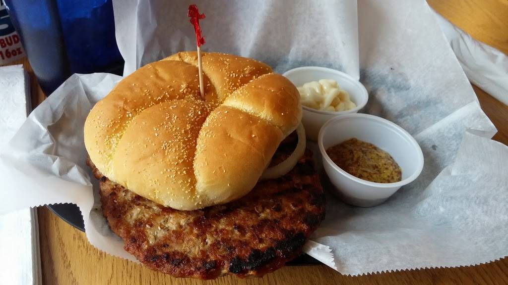 The Logger House | restaurant | 256 S State Ave, Hampton, IL 61256, USA | 3097553077 OR +1 309-755-3077