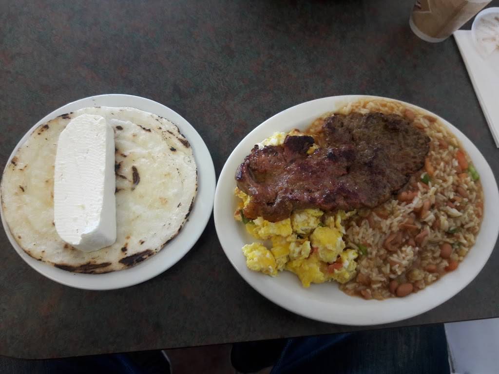 El Rinconcito Colombiano | restaurant | 226 Sumner St, Boston, MA 02128, USA | 8572660623 OR +1 857-266-0623