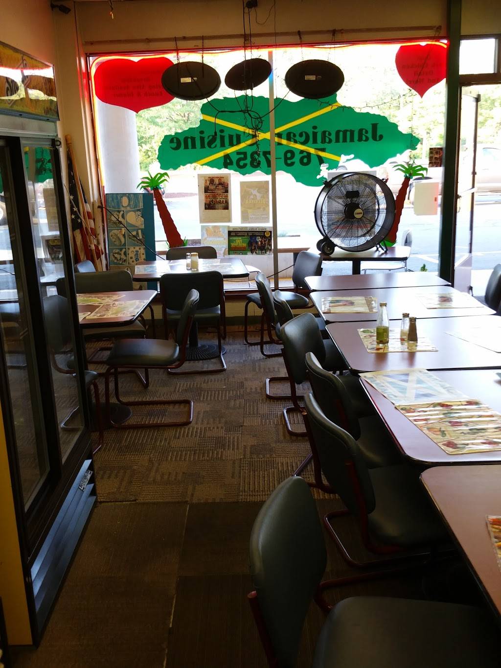 Sweet Delight | restaurant | 715 Park Ave, Bloomfield, CT 06002, USA | 8607697354 OR +1 860-769-7354