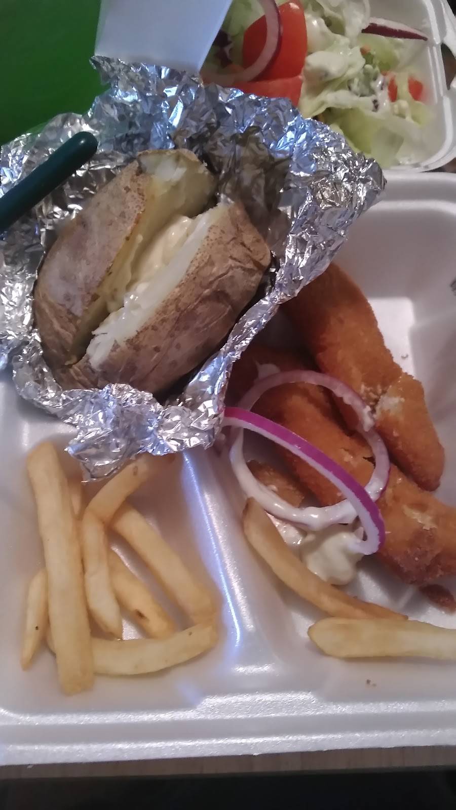 Adolphs Store | restaurant | 6795, 9389 PR 37, Lakehills, TX 78063, USA | 8307512240 OR +1 830-751-2240