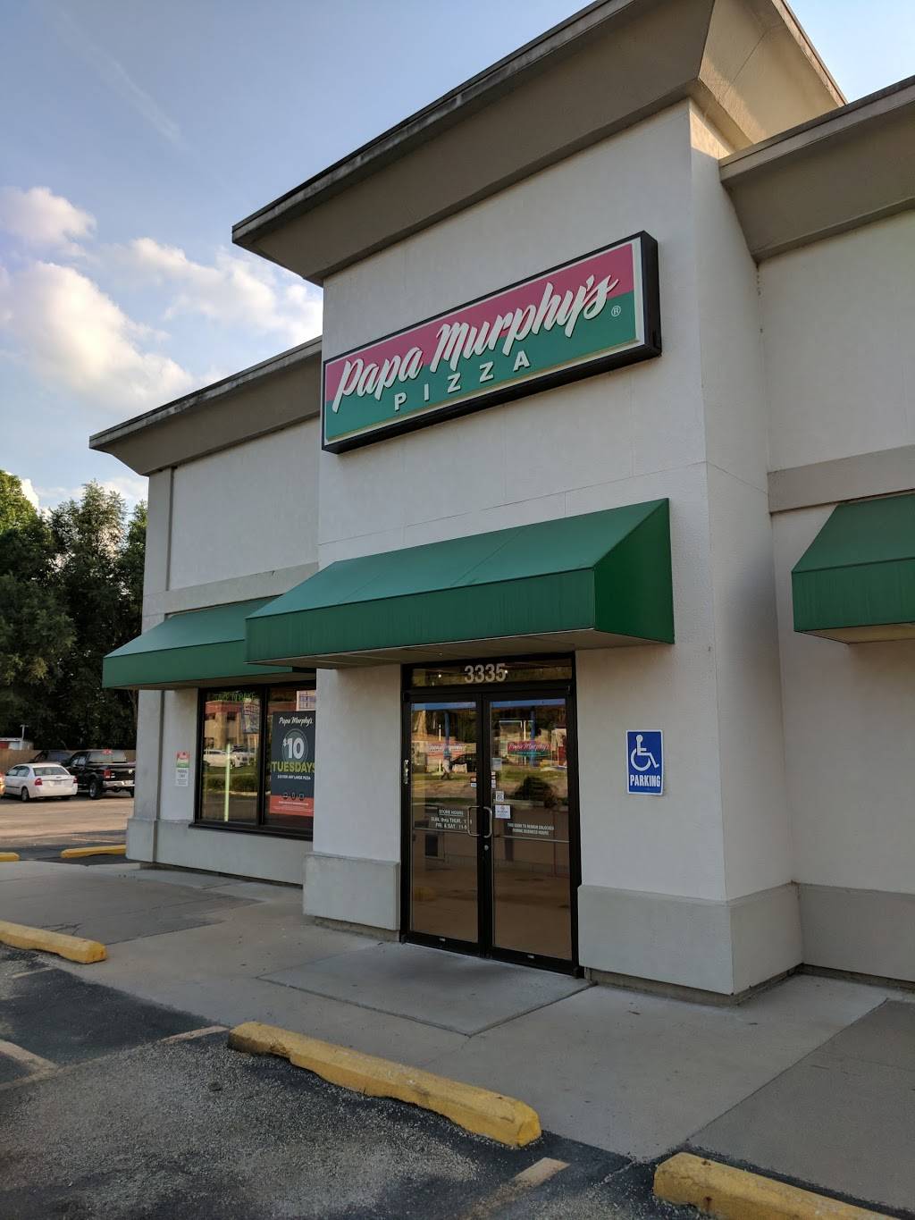 Papa Murphys Take N Bake Pizza | meal takeaway | 3335 Center Point Rd NE, Cedar Rapids, IA 52402, USA | 3193664252 OR +1 319-366-4252