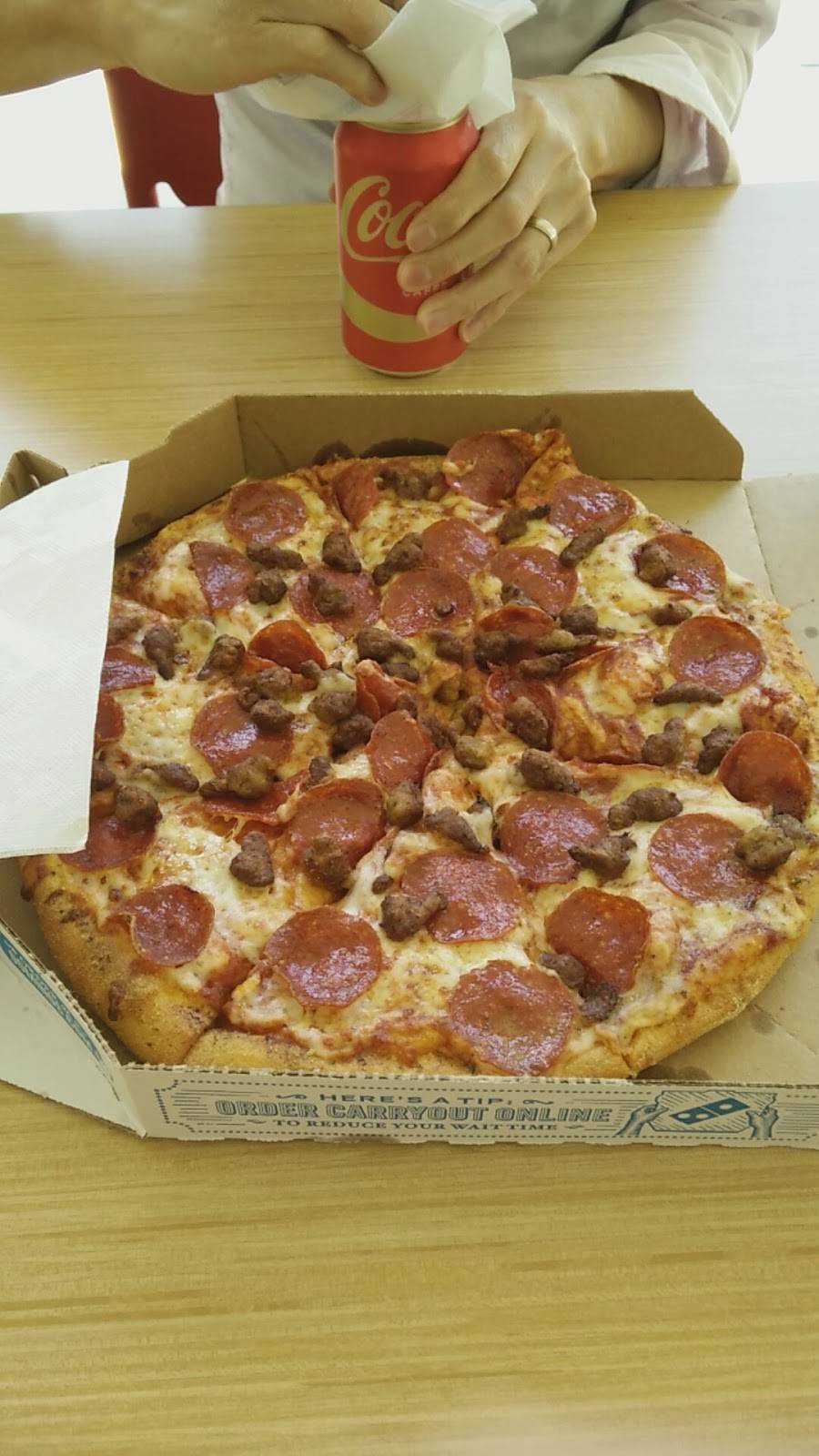 Dominos Pizza | meal delivery | 1935 E Colorado Blvd, Pasadena, CA 91107, USA | 6265840866 OR +1 626-584-0866