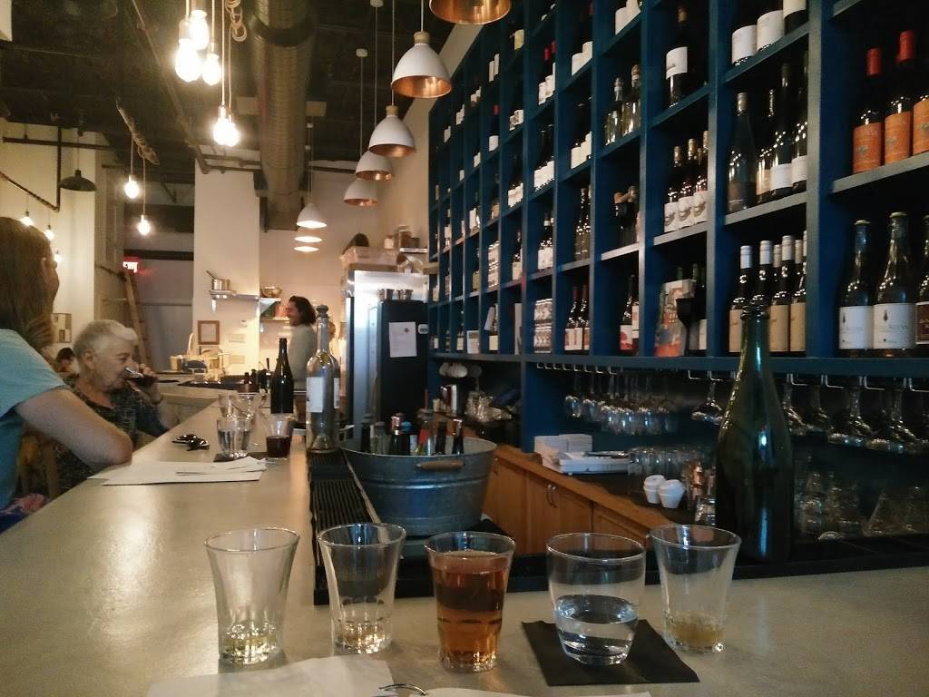 Dio Wine Bar | restaurant | 904 H St NE, Washington, DC 20002, USA | 2025063103 OR +1 202-506-3103