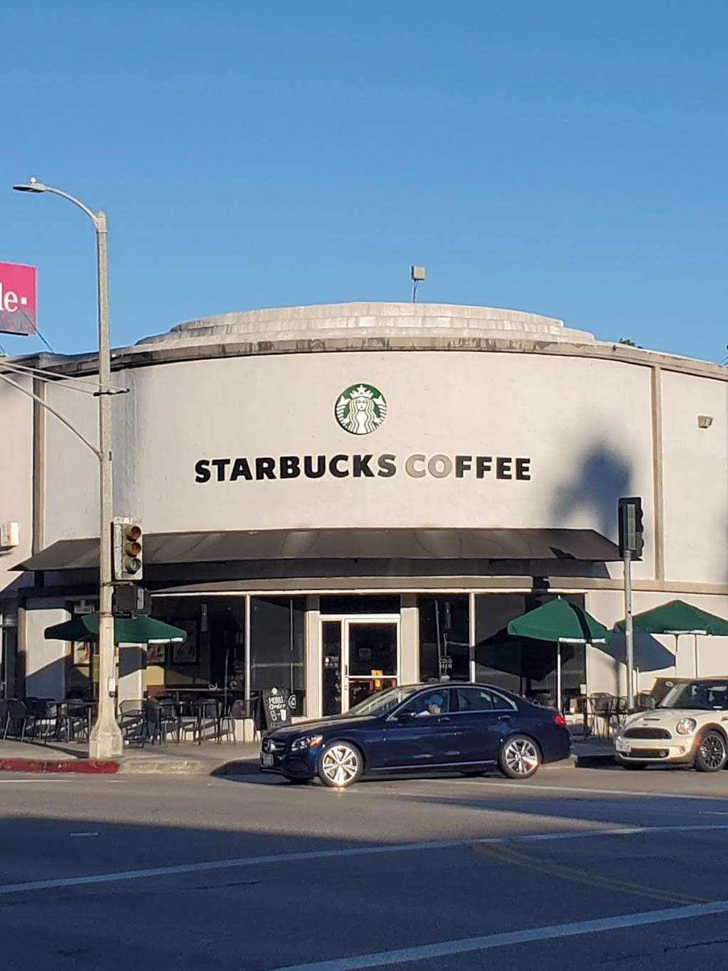 Starbucks | cafe | 12170 Ventura Blvd, Studio City, CA 91604, USA | 8187629368 OR +1 818-762-9368
