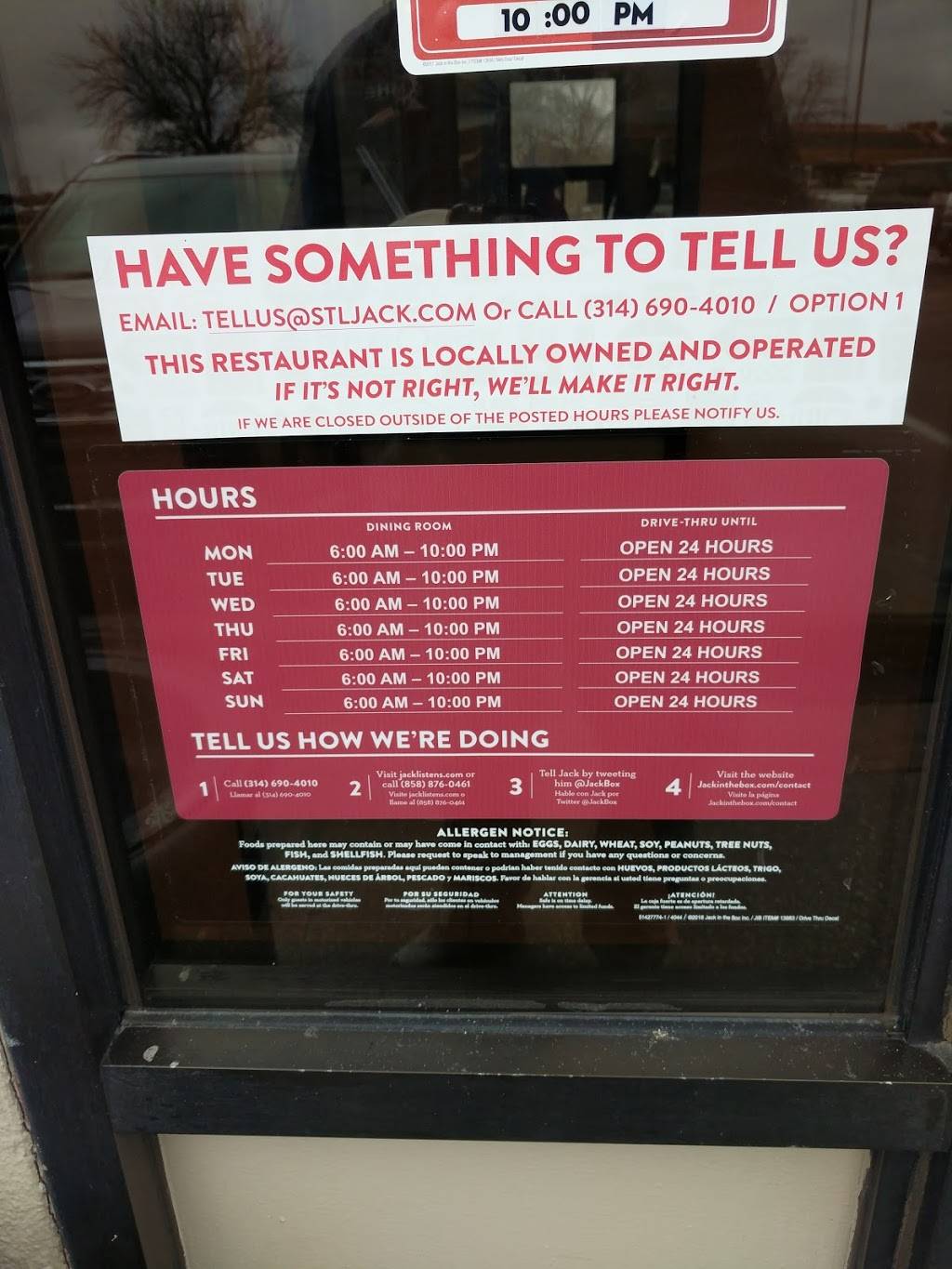 Jack in the Box | restaurant | 1992 Zumbehl Rd, St Charles, MO 63303, USA | 6369492310 OR +1 636-949-2310