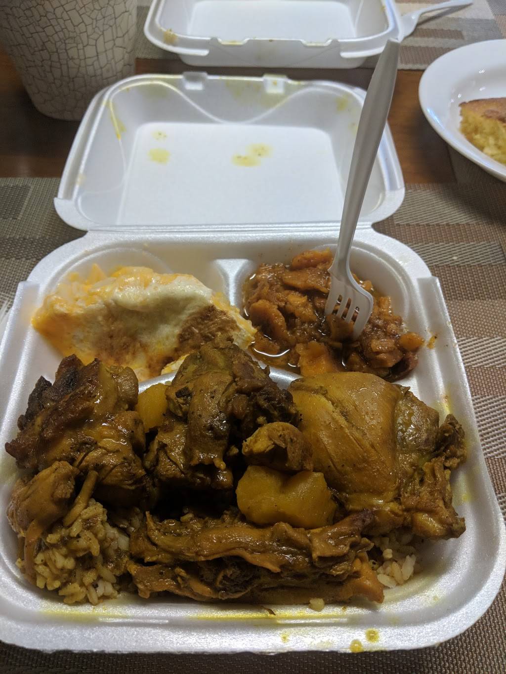 One Stop Jerk Center Jamaican | restaurant | 2108 N Howard Ave, Tampa, FL 33607, USA | 8132589099 OR +1 813-258-9099