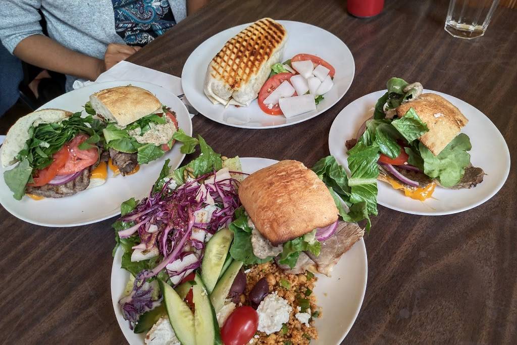 Armens Cafe | restaurant | 224 High St, Southampton, ON N0H 2L0, Canada | 5197973864 OR +1 519-797-3864