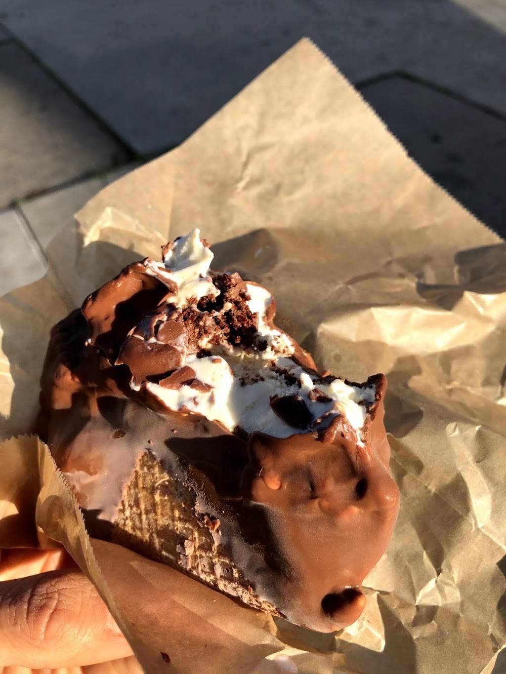 Rockos Ice Cream Tacos | cafe | 2905 Park Ave, Santa Clara, CA 95050, USA | 4083201225 OR +1 408-320-1225