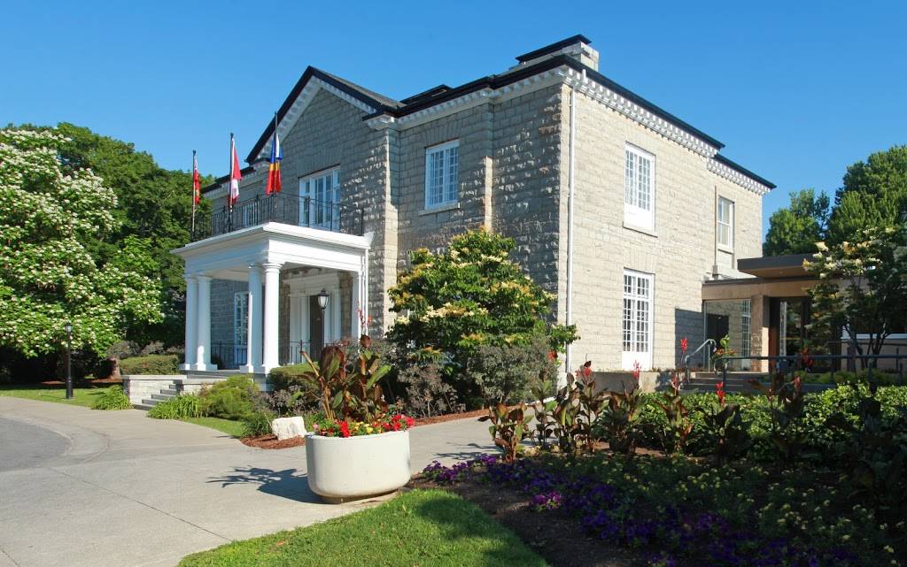 Donald Gordon Conference Centre | restaurant | 421 Union St W, Kingston, ON K7L 3N6, Canada | 6135332221 OR +1 613-533-2221