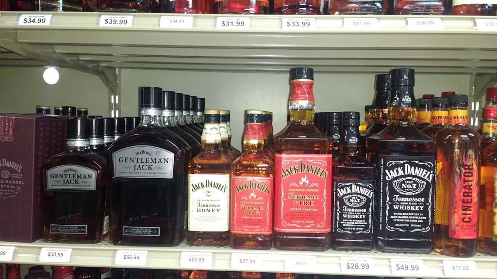 Subway Restaurants | restaurant | 6 College Park Ln #15, Georgetown, DE 19947, USA | 3028566100 OR +1 302-856-6100