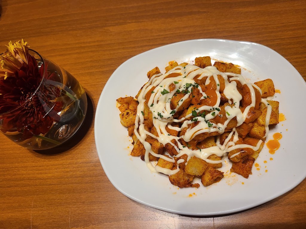 Amada Tapas & Wine | restaurant | 1413 Chestnut St, Chattanooga, TN 37402, USA | 4236543816 OR +1 423-654-3816