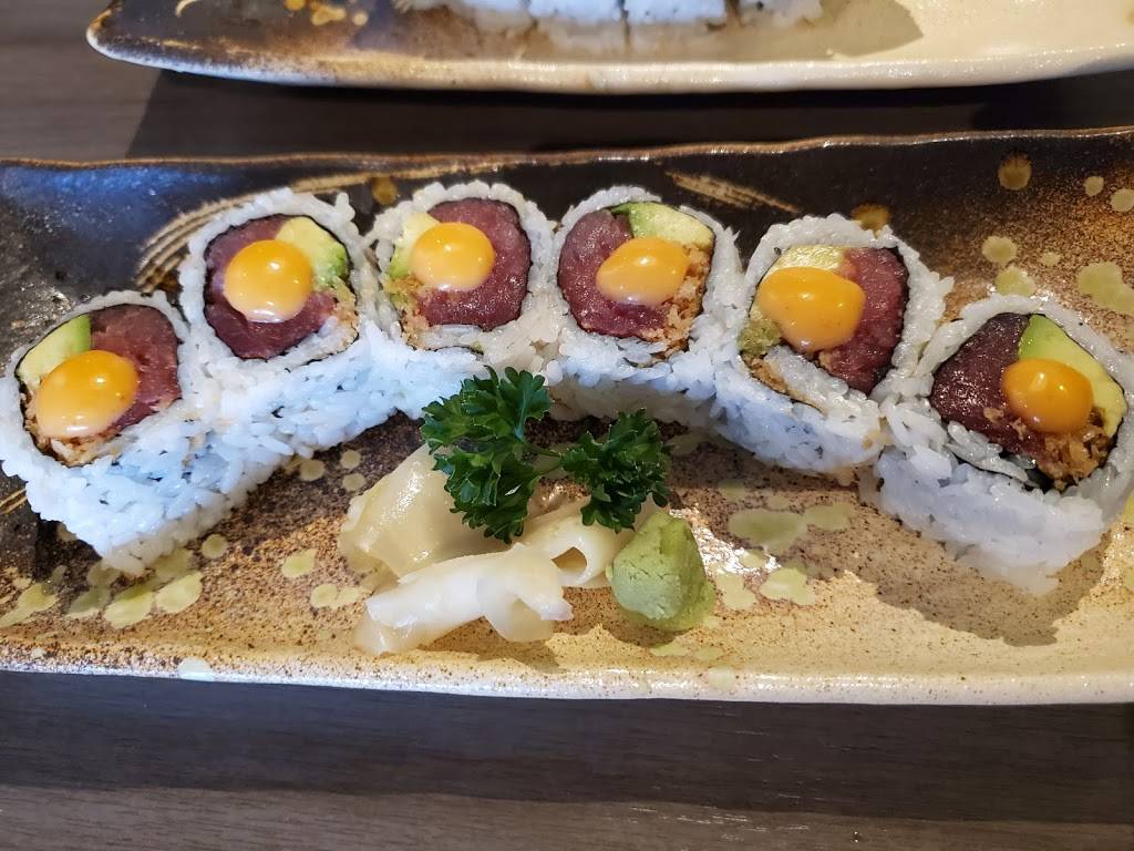 Sushi Avenue | restaurant | 150 Avenue Rd, Toronto, ON M5R 2H8, Canada | 4169721888 OR +1 416-972-1888