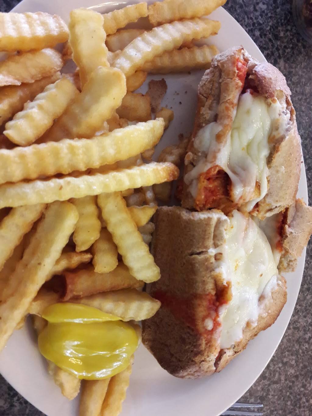 Little Italy Pizza & Italian Restaurant | restaurant | 1441-C University Dr, Burlington, NC 27215, USA | 3365847317 OR +1 336-584-7317