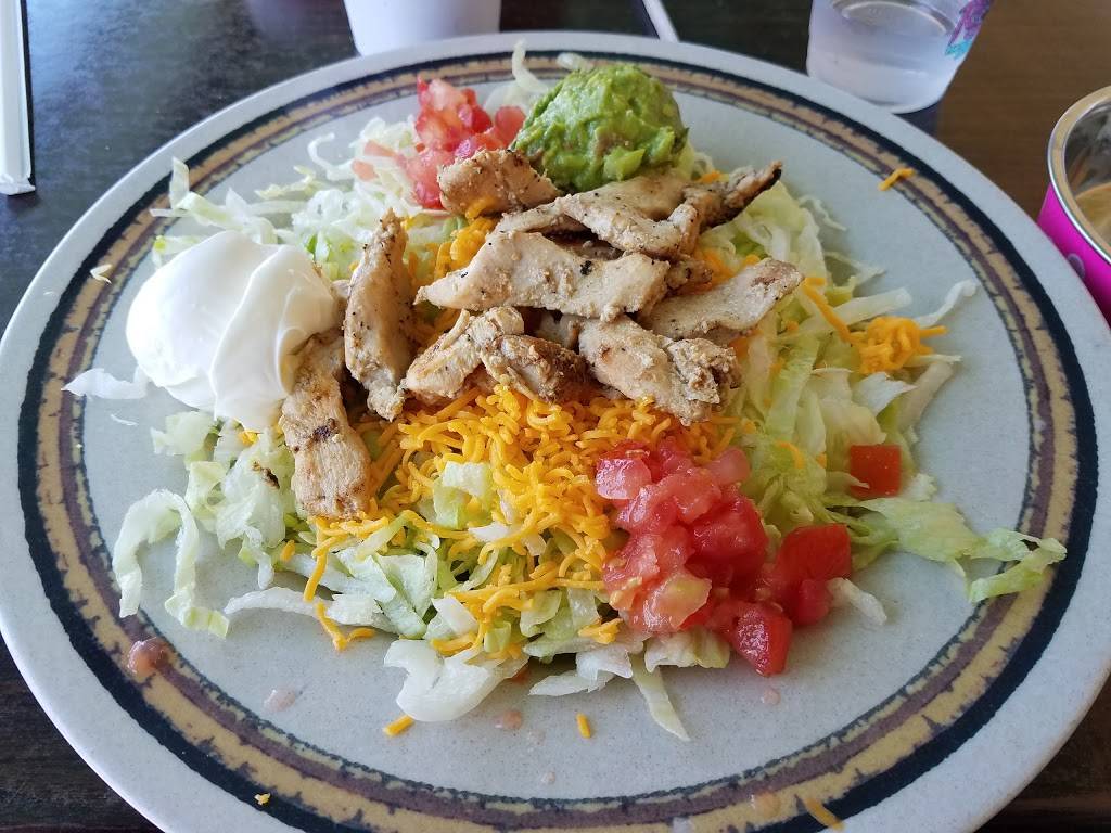 Rosas Cafe & Tortilla Factory | restaurant | 28134 Jefferson Ave, Temecula, CA 92590, USA | 9515065800 OR +1 951-506-5800