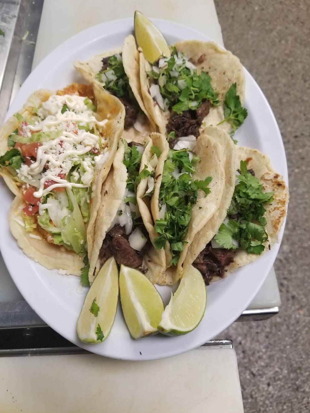 Panaderia Y Pasteleria Ahtziri | restaurant | 475 NE 20th St, Boca Raton, FL 33431, USA | 5612454866 OR +1 561-245-4866