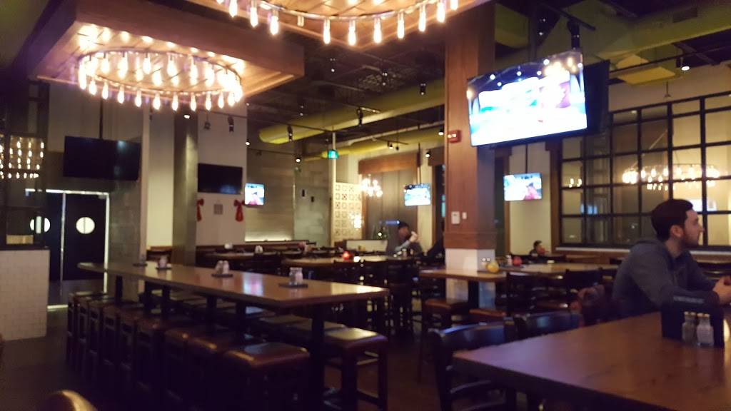 State & Main Kitchen & Bar | restaurant | 589 Fairway Rd S, Kitchener, ON N2C 1X4, Canada | 5199546200 OR +1 519-954-6200