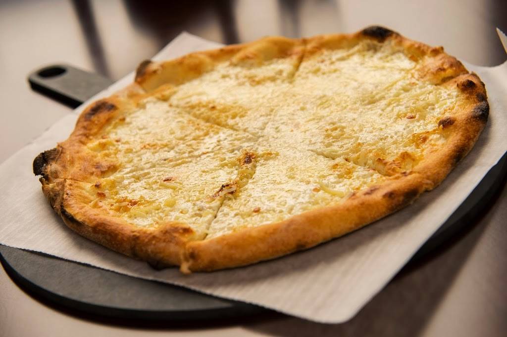 Boardwalk Pizza & Pasta | restaurant | 1313 S, Disneyland Dr, Anaheim, CA 92802, USA | 7147813463 OR +1 714-781-3463