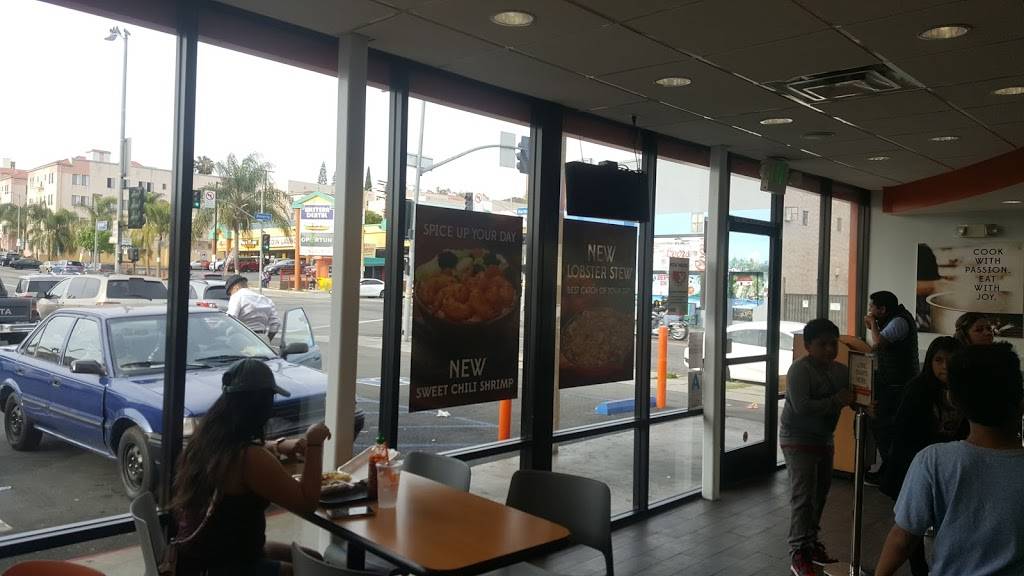 Yoshinoya Beverly & Normandie | restaurant | 4202 Beverly Blvd, Los Angeles, CA 90004, USA | 2133841557 OR +1 213-384-1557