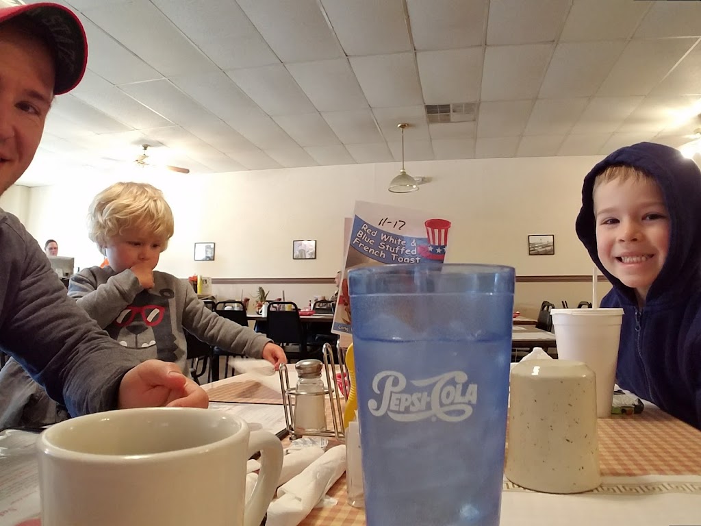 Long Way Home Family Restaurant | restaurant | 250 Castalia St, Bellevue, OH 44811, USA | 4194831700 OR +1 419-483-1700