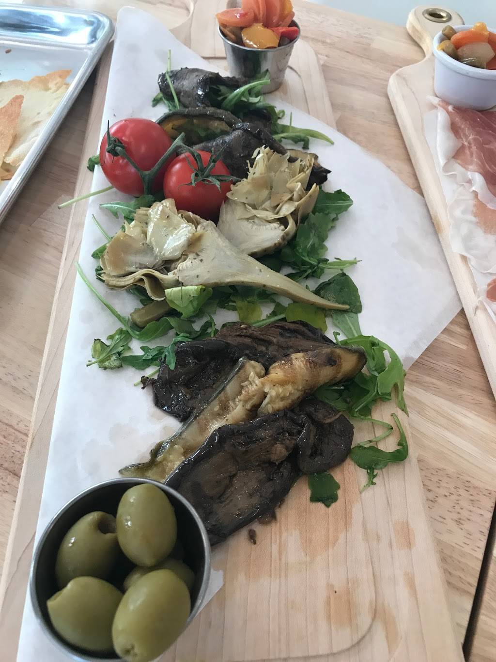 Prima Classe Italian Market & Cafe | restaurant | 842 1st St, Miami Beach, FL 33139, USA | 3057638431 OR +1 305-763-8431