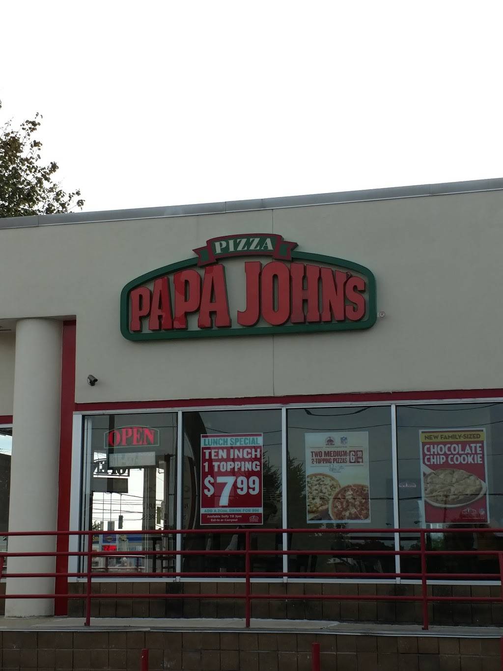 Papa Johns Pizza | restaurant | 909 Hillside Avenue, New Hyde Park, NY 11040, USA | 5164378000 OR +1 516-437-8000
