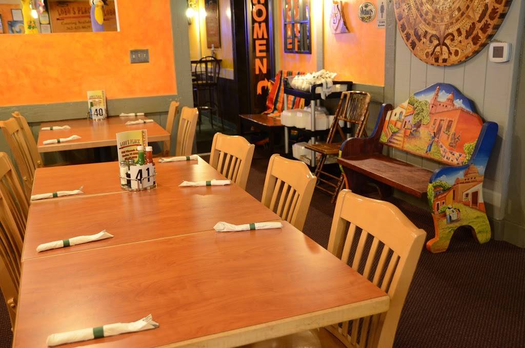 Lobos Place | restaurant | 1305 Wisconsin Ave, Grafton, WI 53024, USA | 2624218629 OR +1 262-421-8629