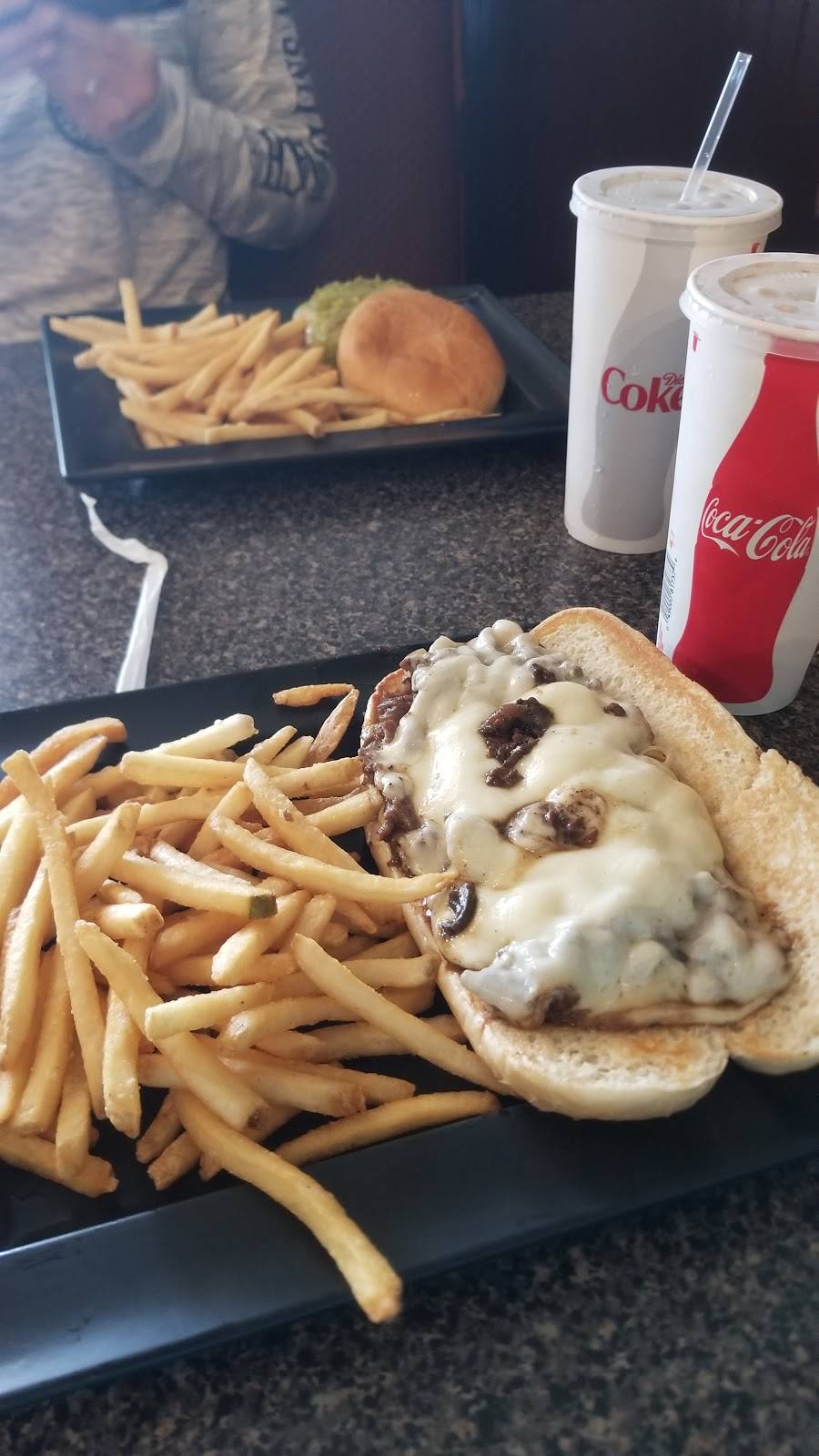 Daily Grind Burgers | restaurant | 1665 Dunlawton Ave #104, Port Orange, FL 32127, USA | 3864922975 OR +1 386-492-2975