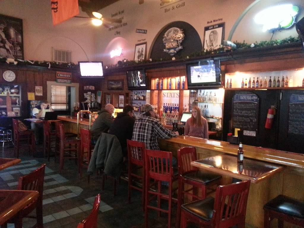 Stats Bar & Grill | restaurant | 100 Smith St, Lebanon, IN 46052, USA | 7654812235 OR +1 765-481-2235