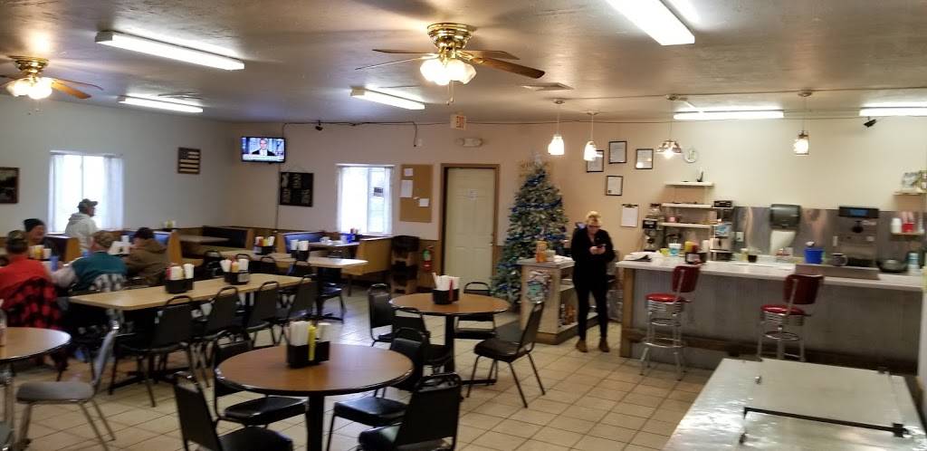 Mamas Back Porch | restaurant | 205 S 3rd St, Mt Pleasant, IA 52641, USA | 3199865054 OR +1 319-986-5054