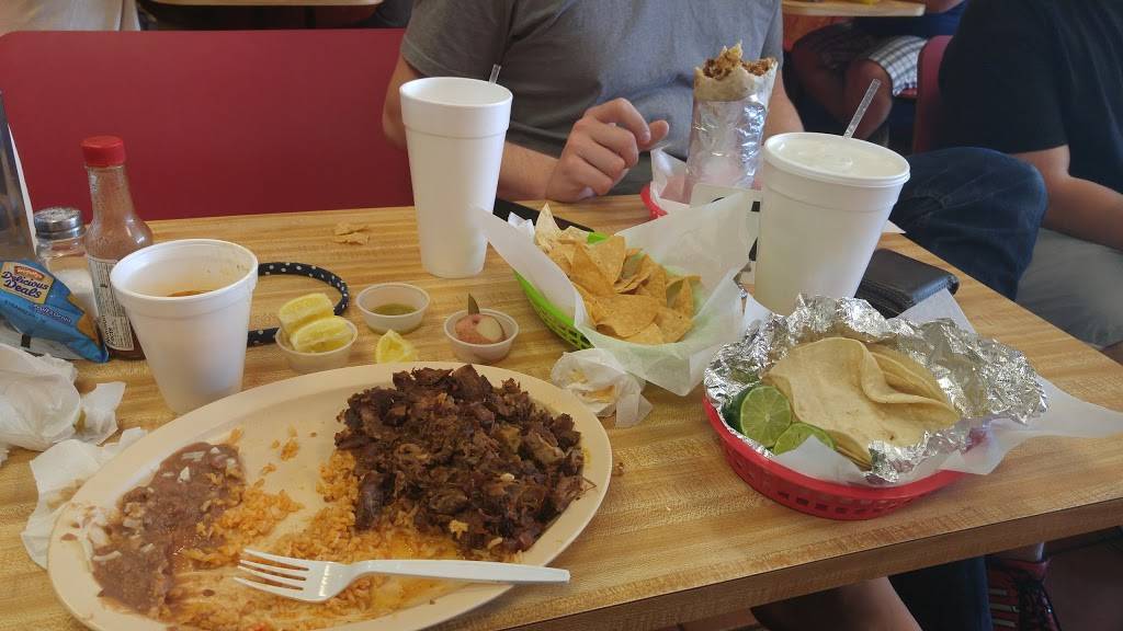 Taqueria El Tapatio | restaurant | 345 Arneill Rd, Camarillo, CA 93010, USA | 8053893301 OR +1 805-389-3301