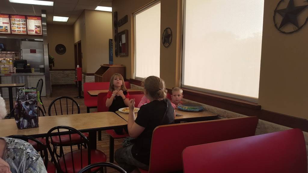 Chicken Express | restaurant | 1517 W Panola St, Carthage, TX 75633, USA | 9036937073 OR +1 903-693-7073