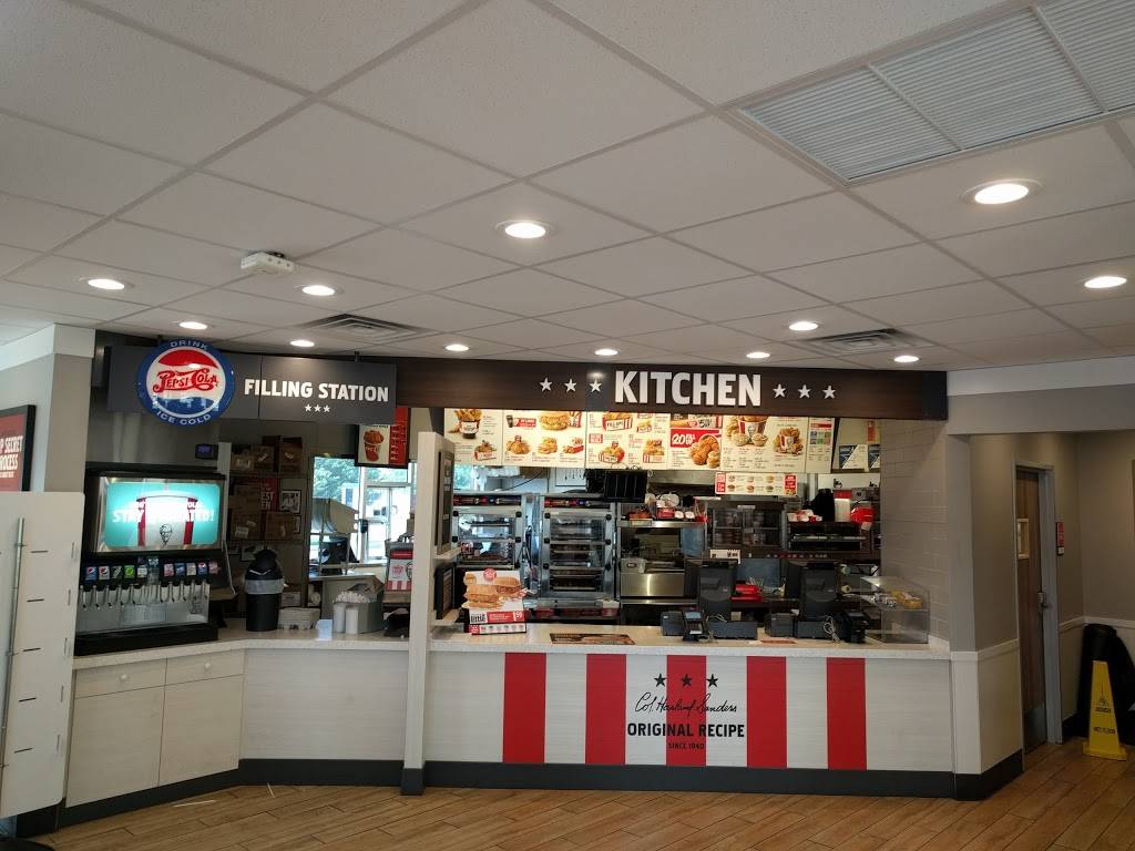 KFC | restaurant | 131 E Lakewood Blvd, Holland, MI 49424, USA | 6163927845 OR +1 616-392-7845