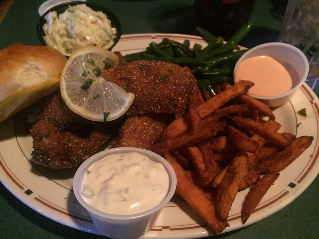 Lazy Oaf Lounge | night club | 1617 N Stoughton Rd, Madison, WI 53704, USA | 6084410370 OR +1 608-441-0370