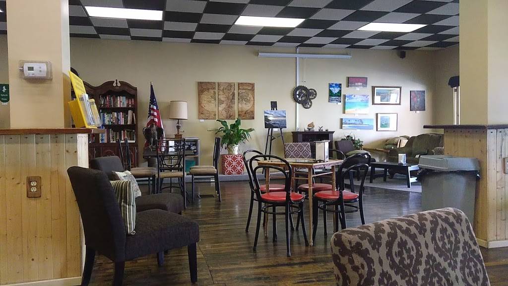 Gilberts Place | cafe | 130 E Main St, Bellevue, OH 44811, USA | 5672144439 OR +1 567-214-4439