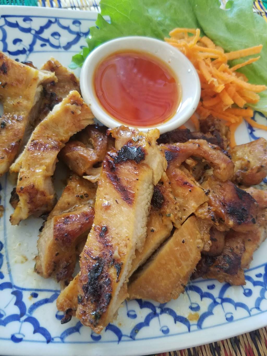 Thai Bar-B-Que Restaurant | restaurant | 3417 W National Ave, Milwaukee, WI 53215, USA | 4146470812 OR +1 414-647-0812