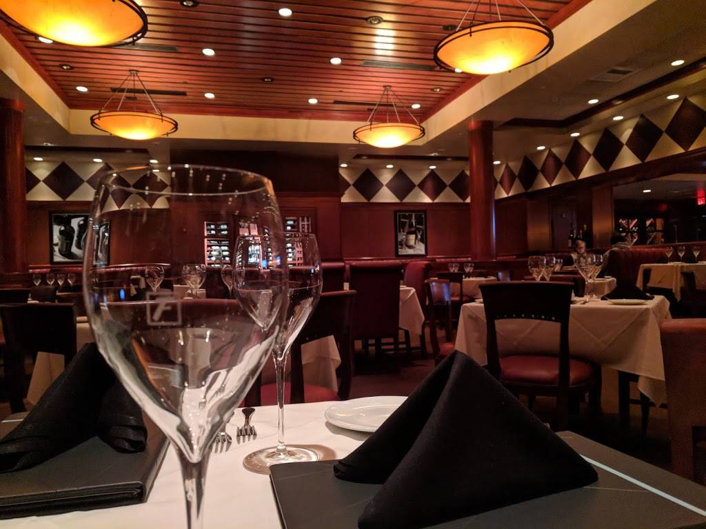 Flemings Prime Steakhouse & Wine Bar | restaurant | 960 Milwaukee Ave, Lincolnshire, IL 60069, USA | 8477930333 OR +1 847-793-0333