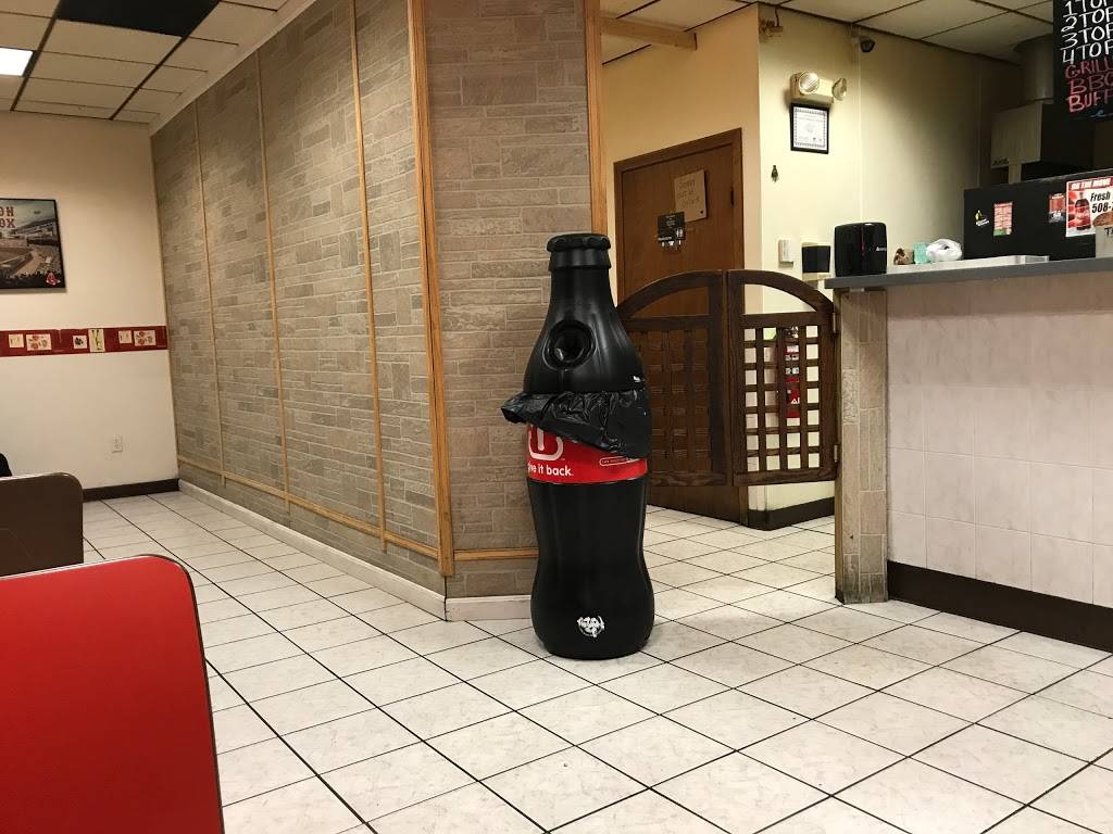 Fresh Way Pizza | restaurant | 1406 Main St, Worcester, MA 01603, USA | 5087524131 OR +1 508-752-4131