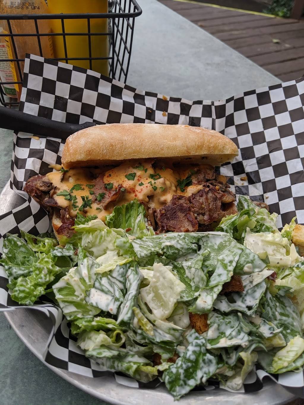 Rose & Thistle Public House | restaurant | 2314 NE Broadway St, Portland, OR 97232, USA | 5032878582 OR +1 503-287-8582