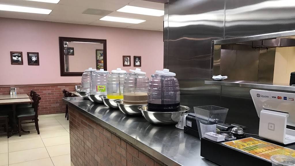 El TacoDoggy | restaurant | 883 E Foothill Blvd, Rialto, CA 92376, USA | 9098205810 OR +1 909-820-5810