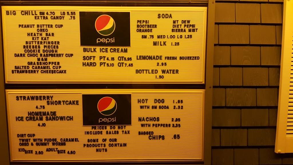 Ice Cream Hut | restaurant | 11 Hardwick Rd, Boothbay, ME 04537, USA | 2076334828 OR +1 207-633-4828