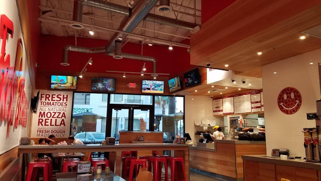 Fresh Brothers - Carmel Valley | restaurant | 5950 Village Way, San Diego, CA 92130, USA | 8582527000 OR +1 858-252-7000