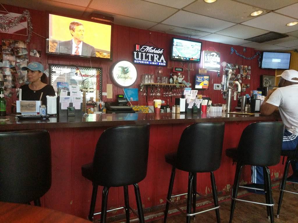 Cheesesteak Mikes | restaurant | 10222 New Hampshire Ave, Silver Spring, MD 20903, USA | 3014450220 OR +1 301-445-0220