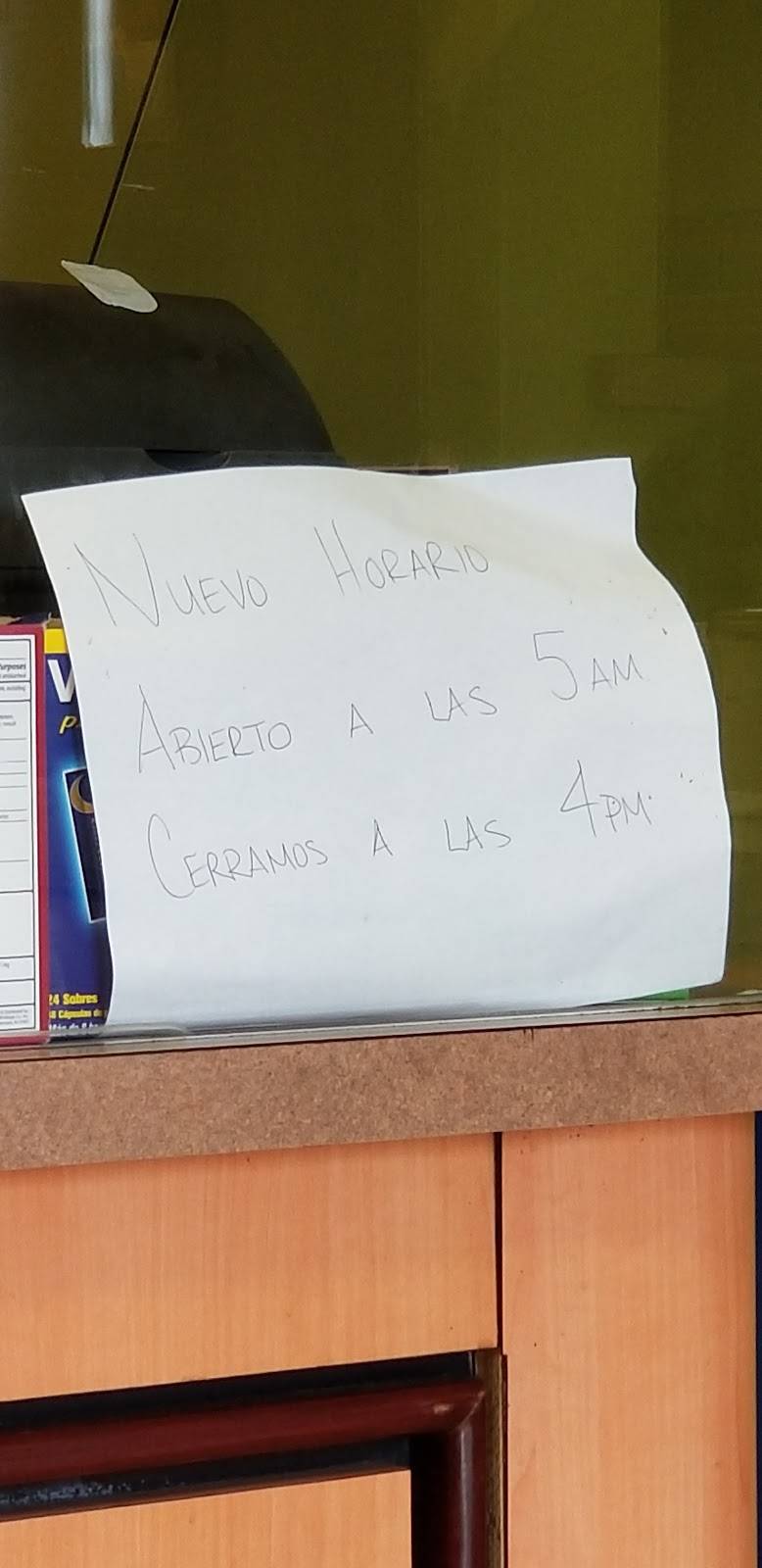 El Buen Gusto Deli | restaurant | 155 Pine Aire Dr, Bay Shore, NY 11706, USA | 6312316141 OR +1 631-231-6141