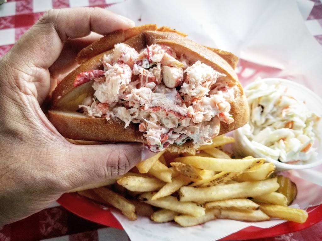 Old Port Lobster Shack | restaurant | 20 Woodside Rd, Redwood City, CA 94061, USA | 6503662400 OR +1 650-366-2400
